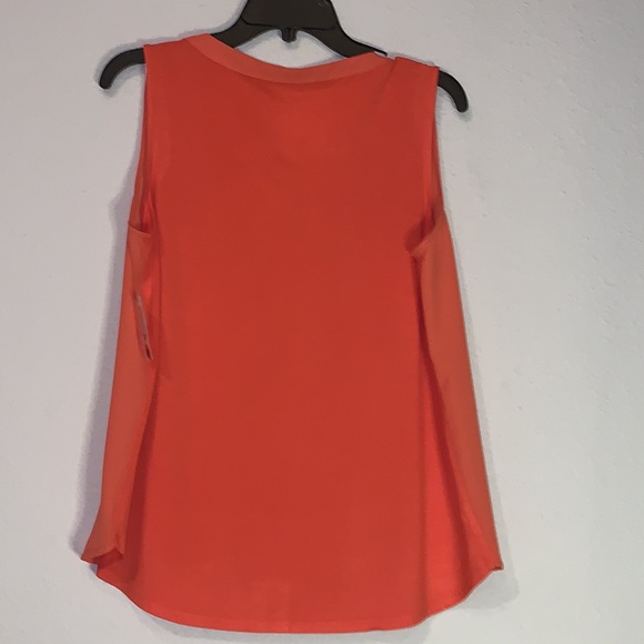 New York & Company Mandarin Orange Sleeveless Blouse. Size M. New ! - Picture 5 of 7